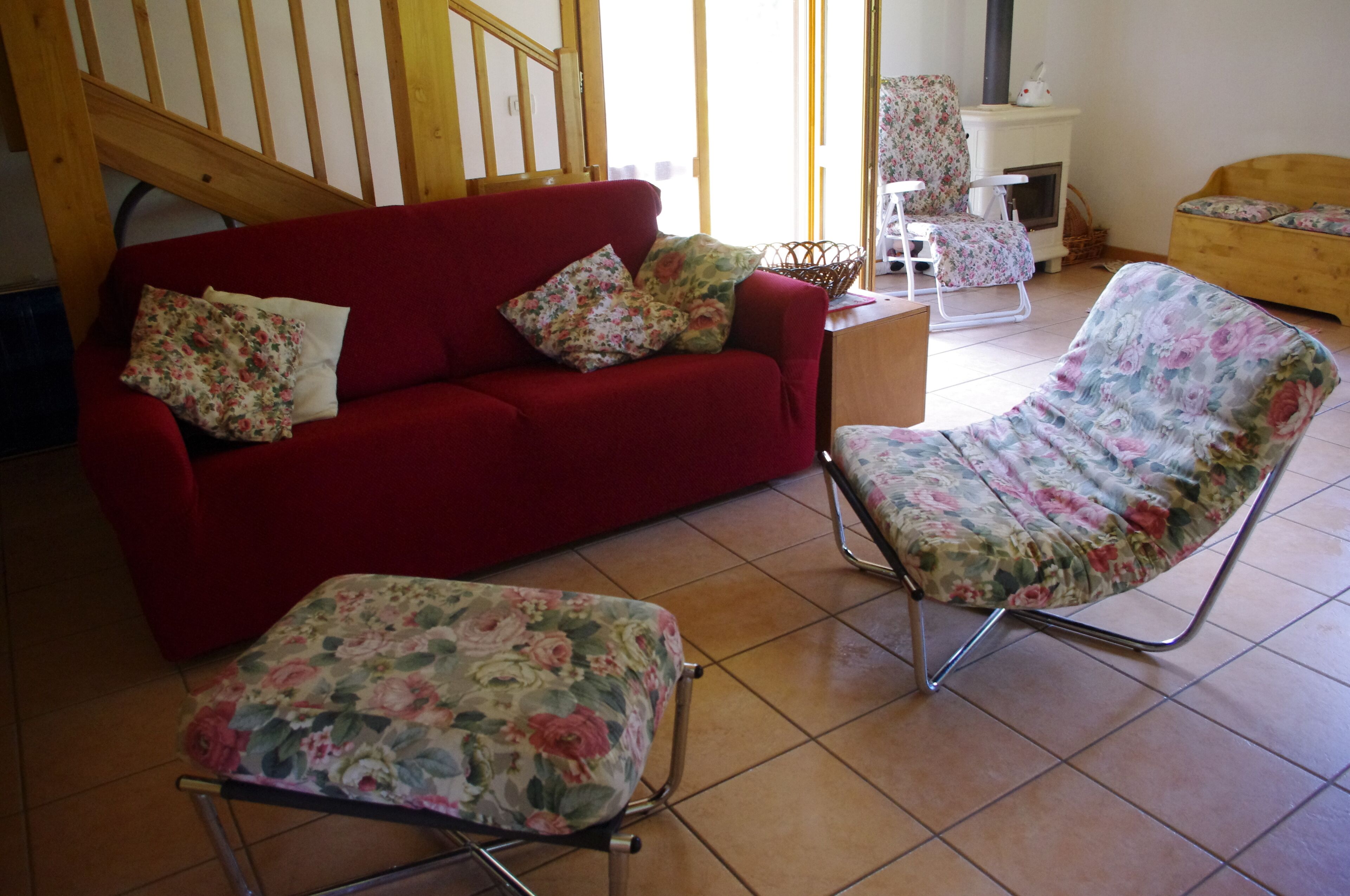 House overlooking the mountains, in a quiet and great location