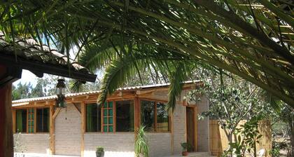 Cottage pour 4 personnes dans grand jardin avec terrasse et parking