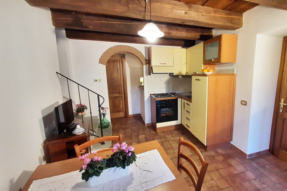 LA CORTE - BEAUTIFUL TUSCAN FARMHOUSE