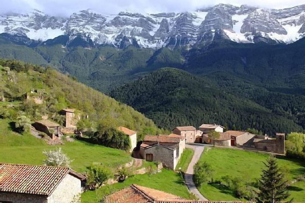 Self catering Cal Sansa for 8 people