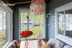 Interior - Finnish summer house on a private island (Pihtipudas)