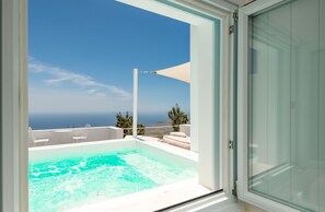 Property grounds - Garden Suite | Santorini Heights (Pirgos Kallistis)