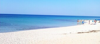 Rekkehus 100m Specchiarica strand Salento Puglia Klimaanlegg