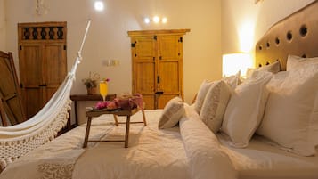 1 camera, una scrivania, ferro/asse da stiro, Wi-Fi gratuito