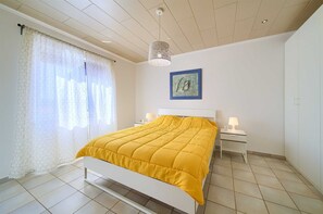 3 多间卧室、客房内保险箱、WiFi、床单