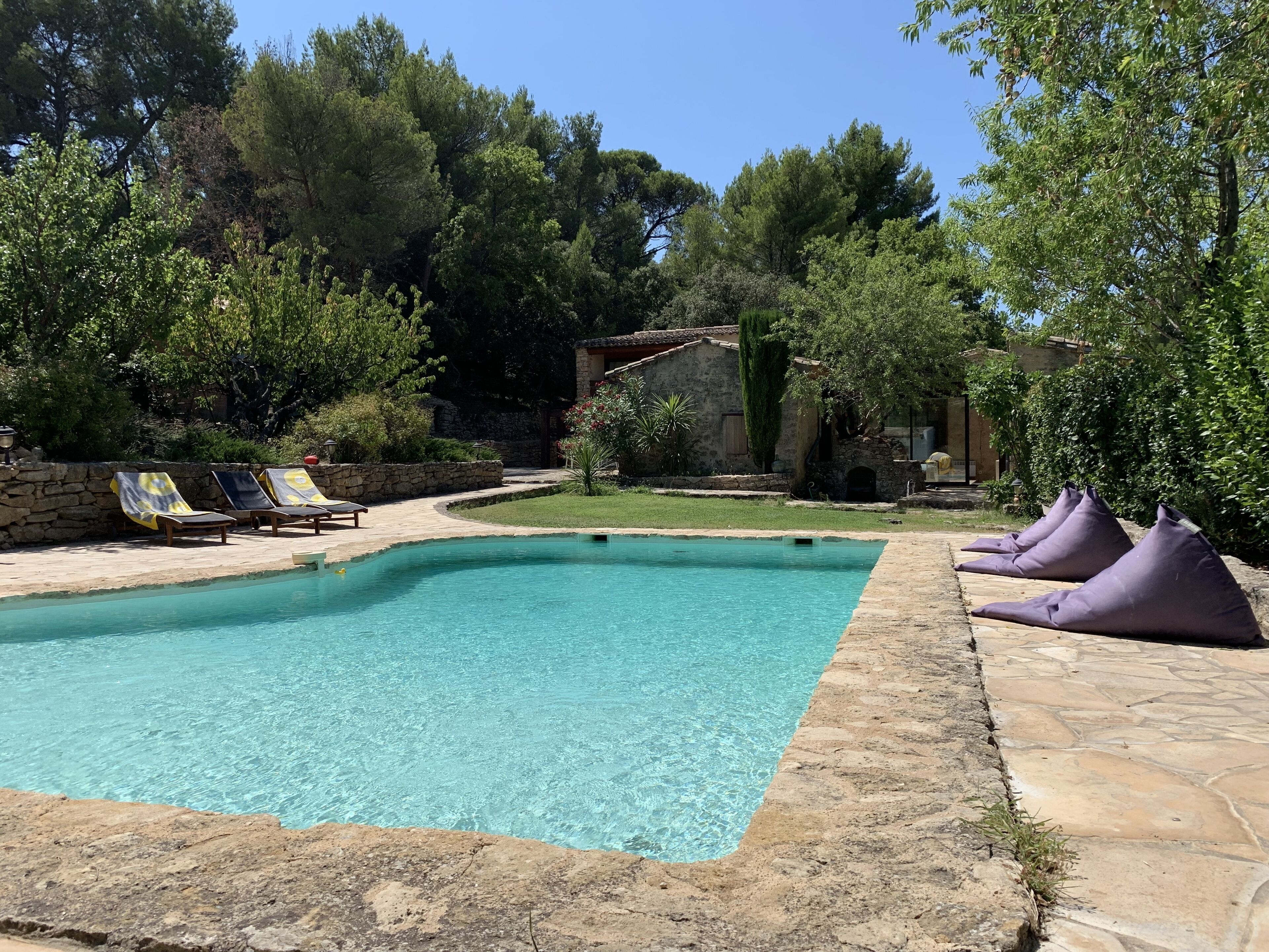 On Promotion beginning July! Stones, calm and comfort on 5000 m2 of land