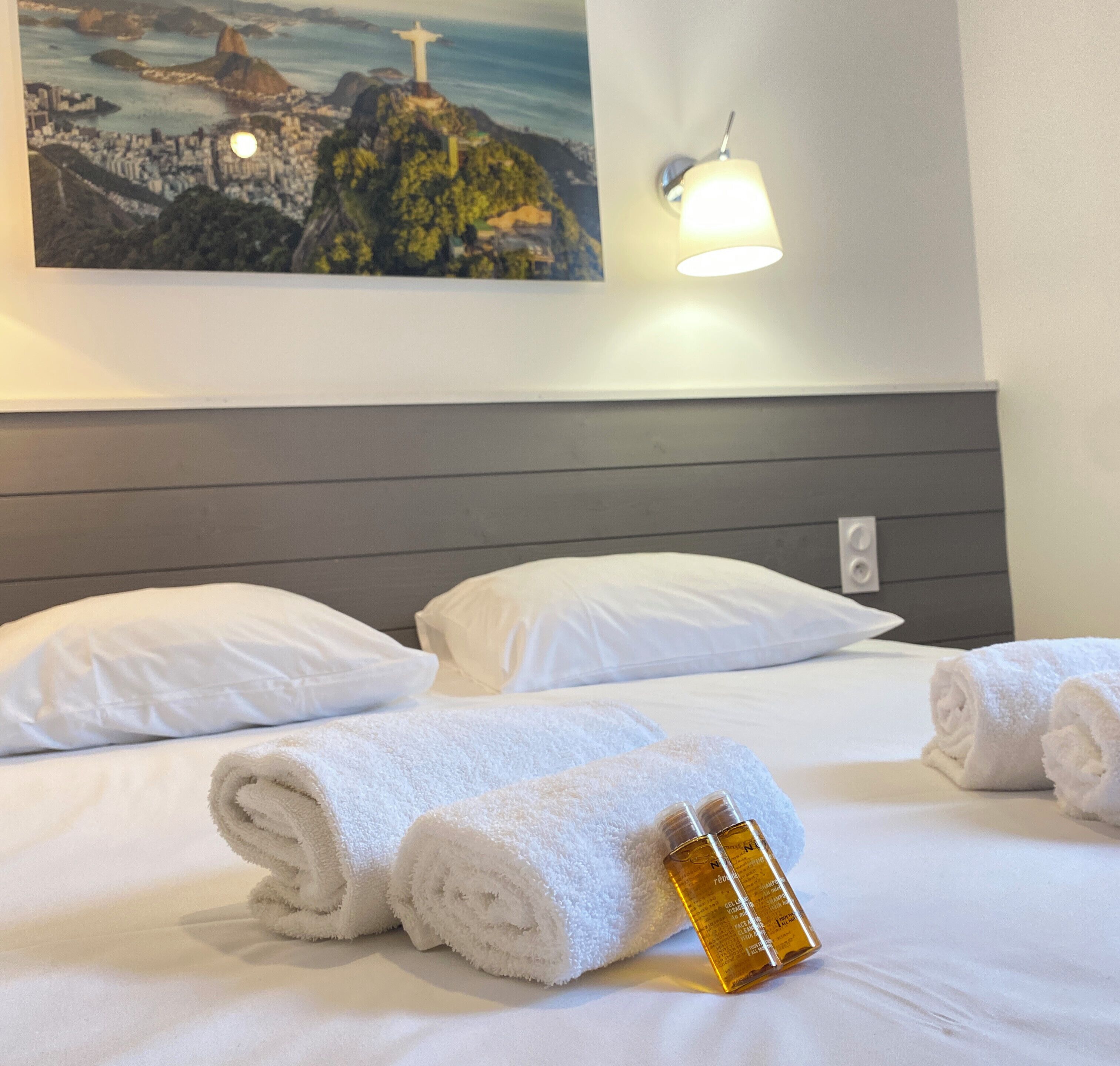 2 chambres, fer et planche à repasser, lit parapluie, Wi-Fi