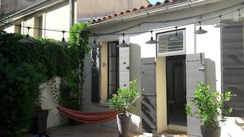 DĂ©tail de lâextĂ©rieur