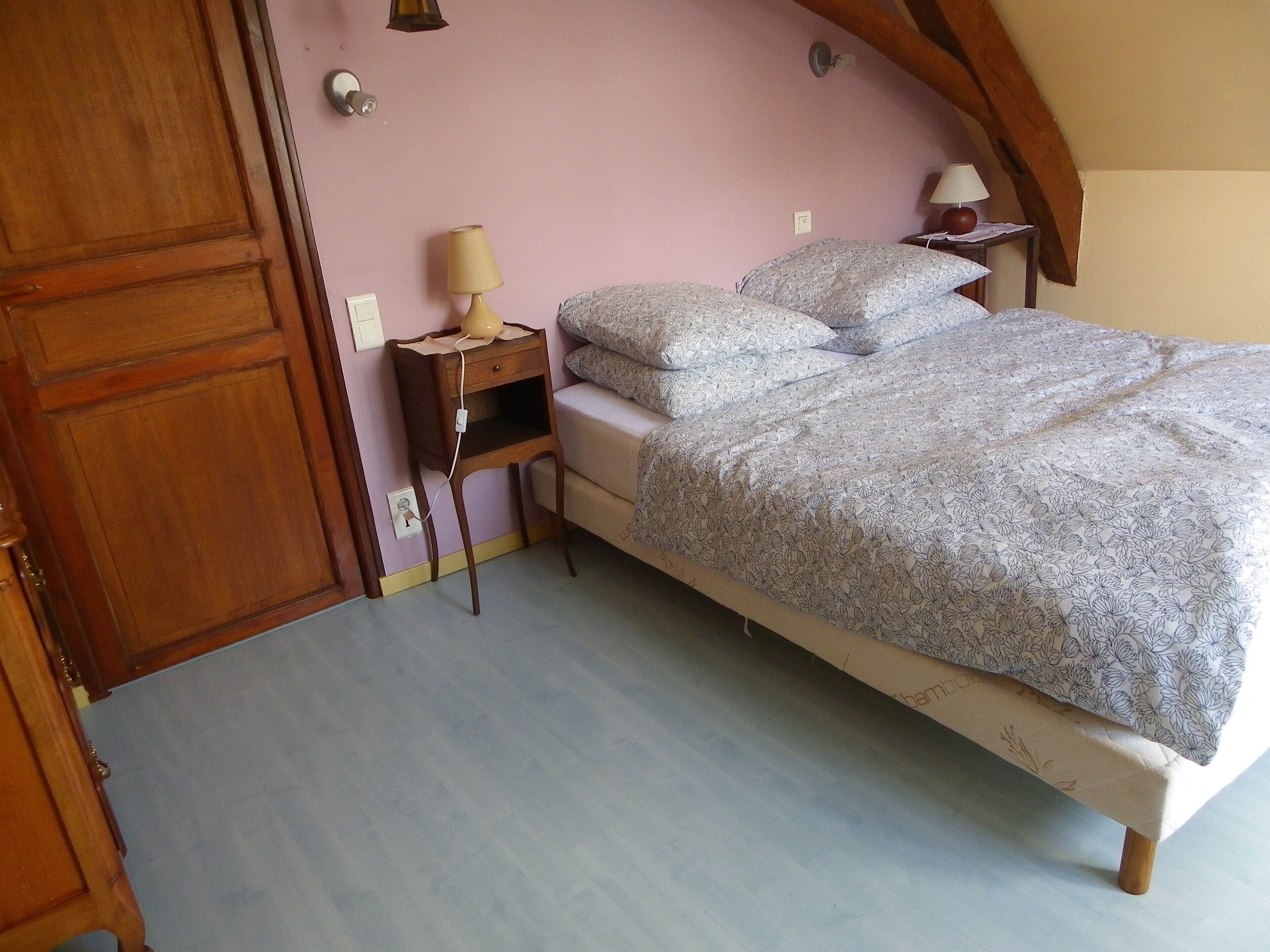 Rural cottage with garden in the countryside