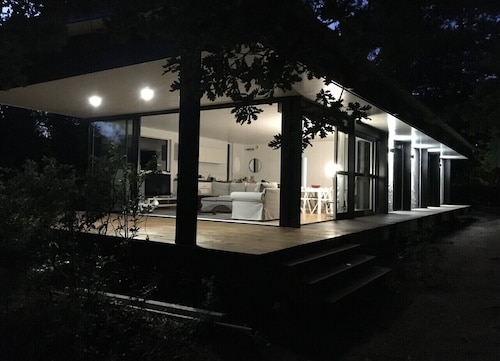 Architect villa near the ocean in Grayan and the hospital