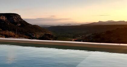 Meren ja vuorten välillä VINGRAU tikkaiden askel - Ranska