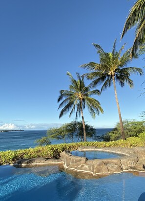 Outdoor pool - Heavenly Waters - Oceanside Private Getaway Of Your Dreams Near Beach 69, Puako (Puako)