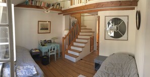 4 Schlafzimmer, Bügeleisen/Bügelbrett, kostenloses WLAN, Bettwäsche