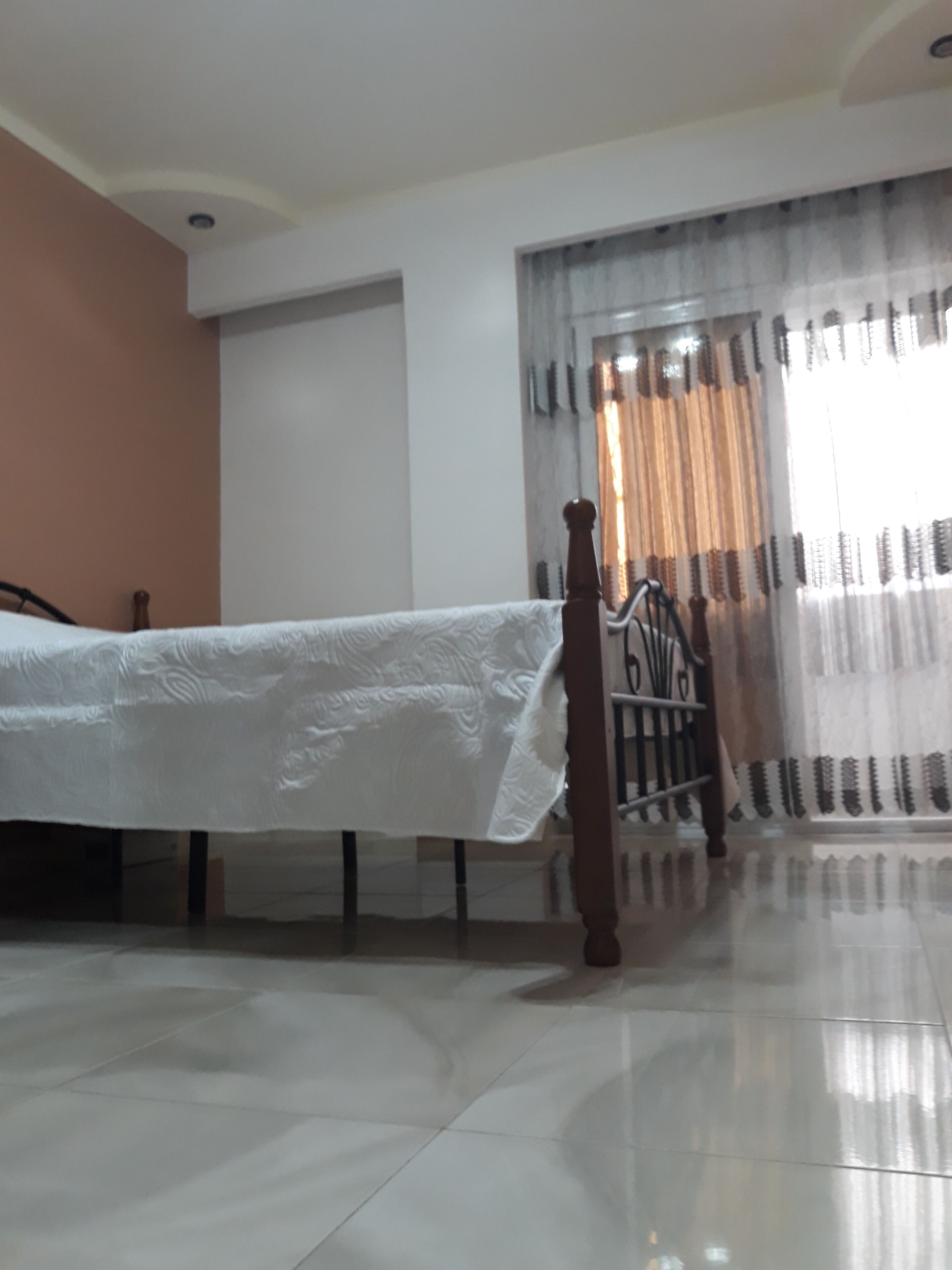 2 dormitorios, caja fuerte, tabla de planchar con plancha y wifi