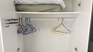 Uklassifisert bilde, 4 av 20, knapp
