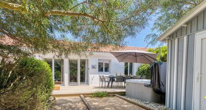 Villa Tanzania Das Sherwood ***, zwischen Wald und Meer