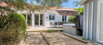 Villa Tanzania Das Sherwood ***, zwischen Wald und Meer