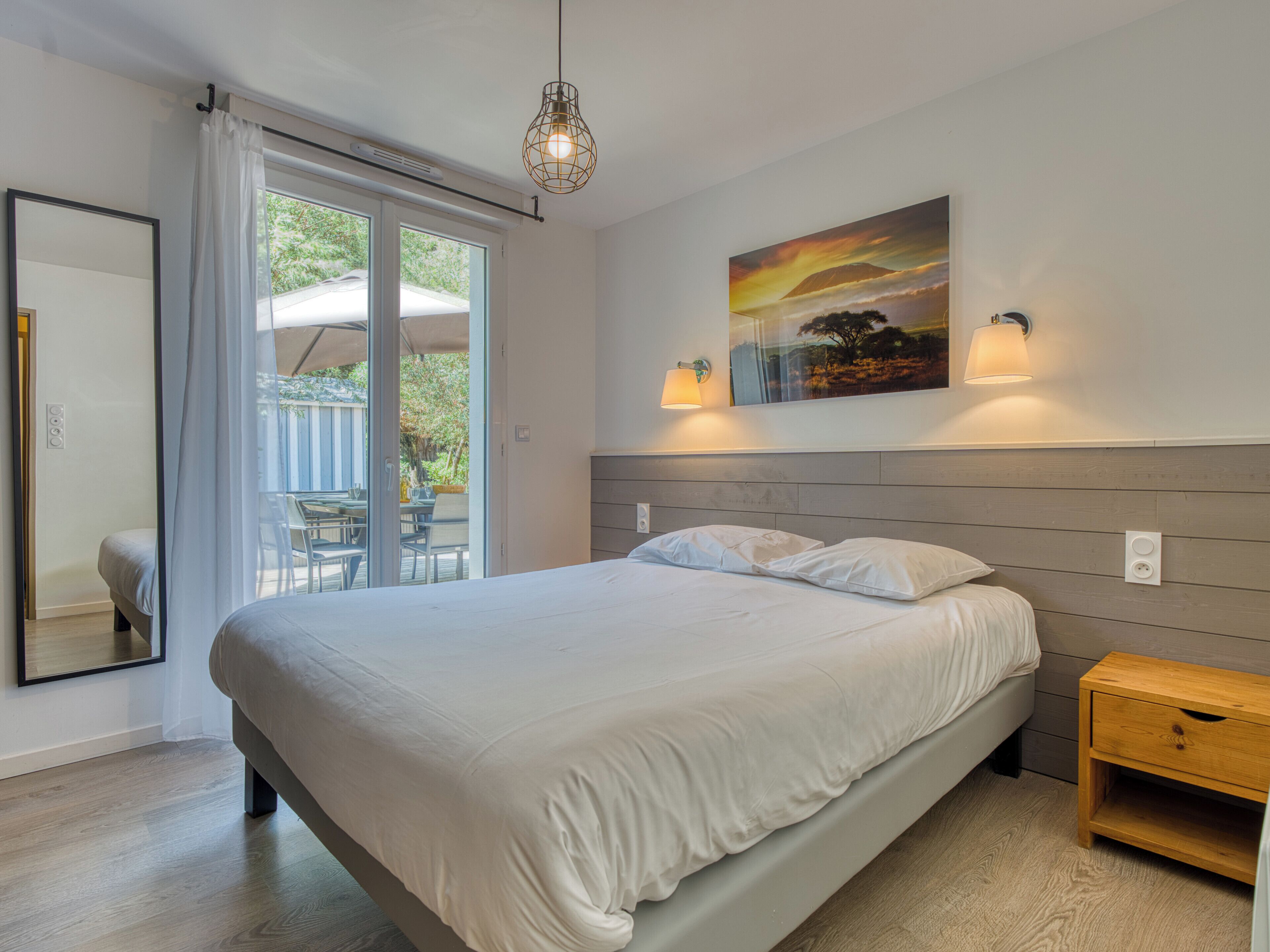 4 bedrooms, iron/ironing board, travel crib, WiFi