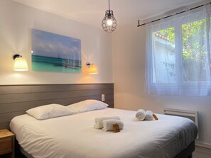 4 bedrooms, iron/ironing board, travel crib, WiFi