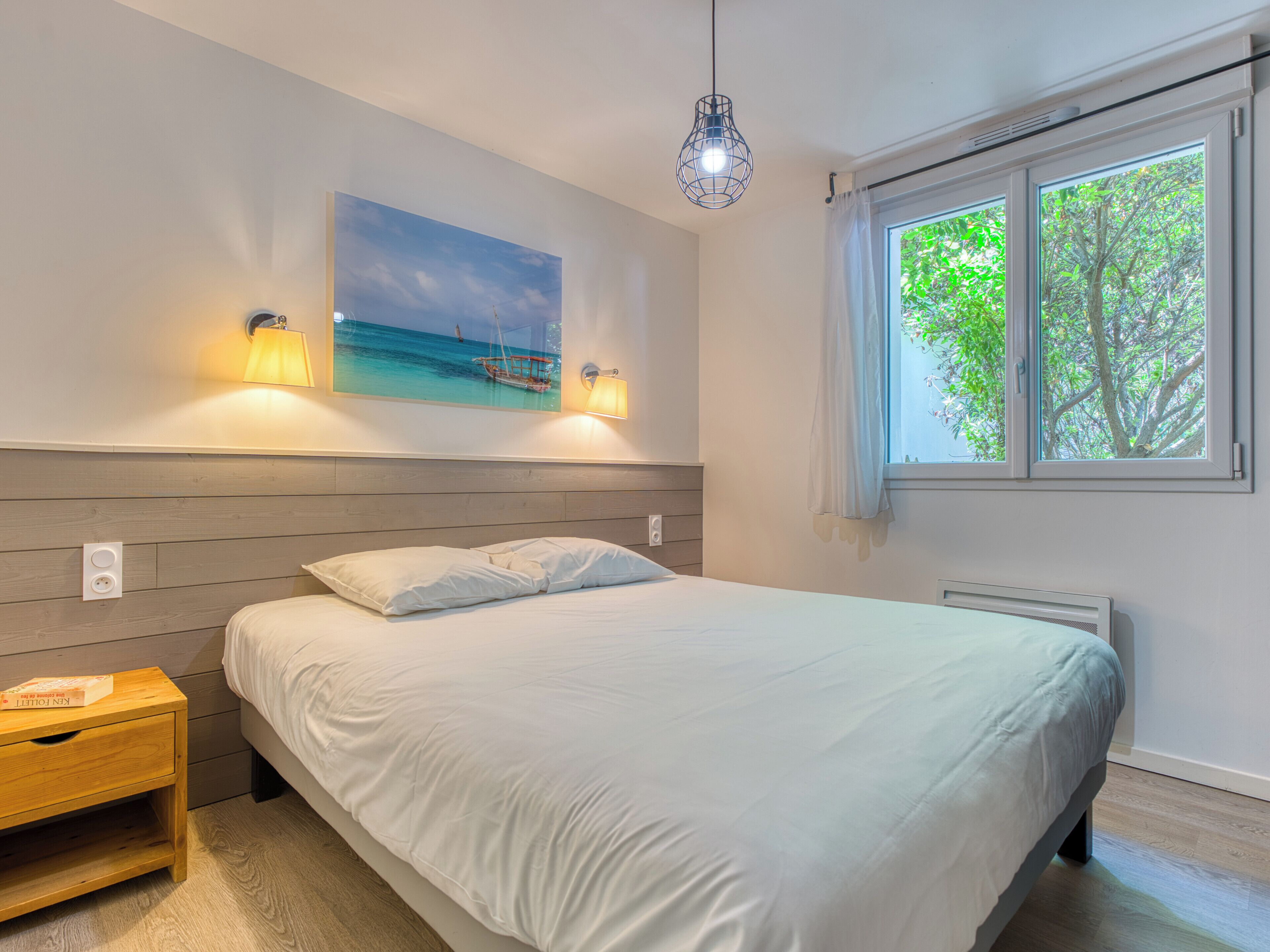 4 bedrooms, iron/ironing board, travel cot, WiFi