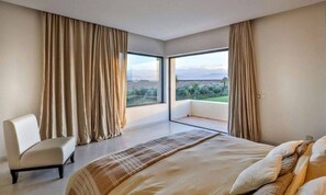 7 bedrooms