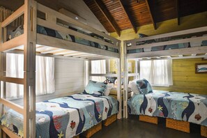 2 dormitorios, tabla de planchar con plancha, wifi gratis y ropa de cama