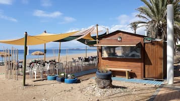 Vlak bij het strand, strandlakens