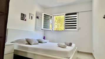 4 chambres, fer et planche Ă repasser, lit parapluie, Wi-Fi