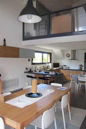 Dining - Large wooden villa near the beach (Gujan-Mestras)