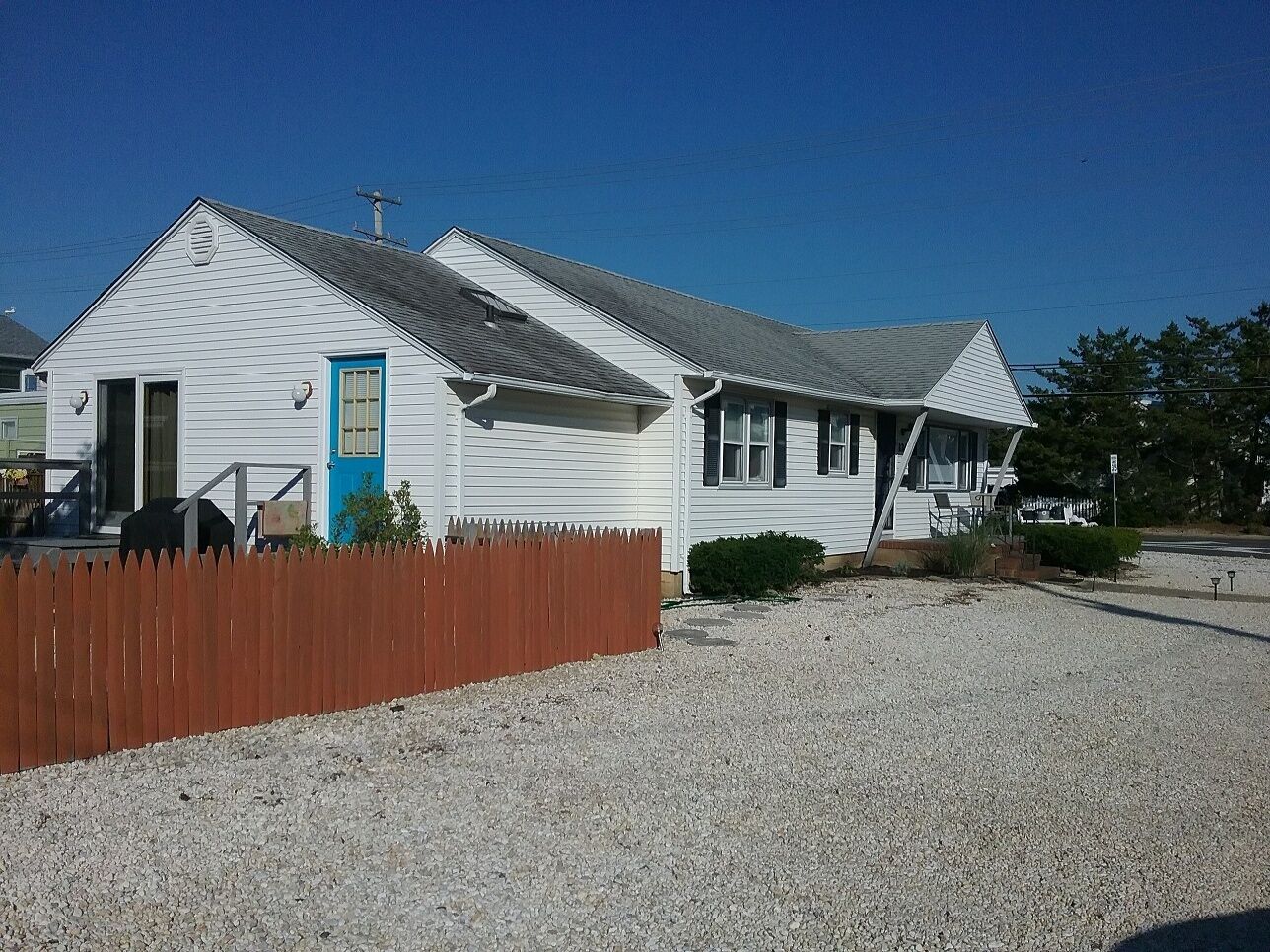 Surf City - Just a block from beach and bay
