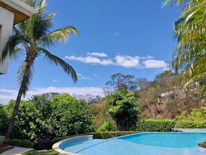 Piscine extérieure