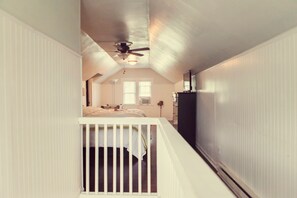 3 chambres, fer et planche à repasser, Wi-Fi, draps fournis