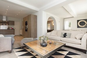 Living area - Contemporary villa in the heart of Cannes (Cannes)