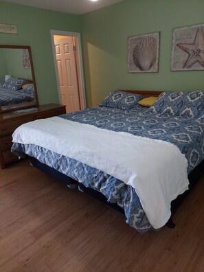 2 Schlafzimmer, Bügeleisen/Bügelbrett, Reisekinderbett, WLAN