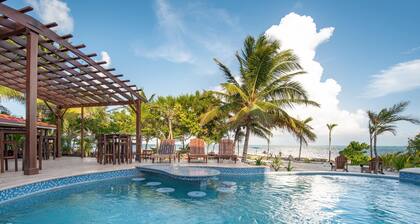 Sea Front - One King Bedroom- AJI/pool/bikesIncluded/tours