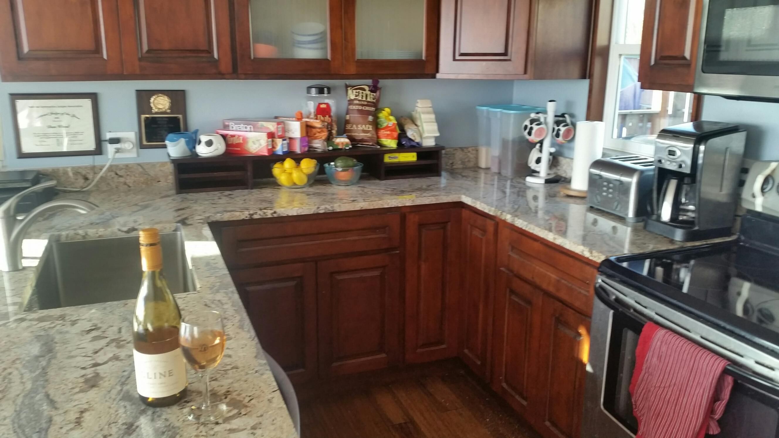 Dillon Beach Surf Cottage With 180 Degree Views Of The Pacific And Pt. Reyes