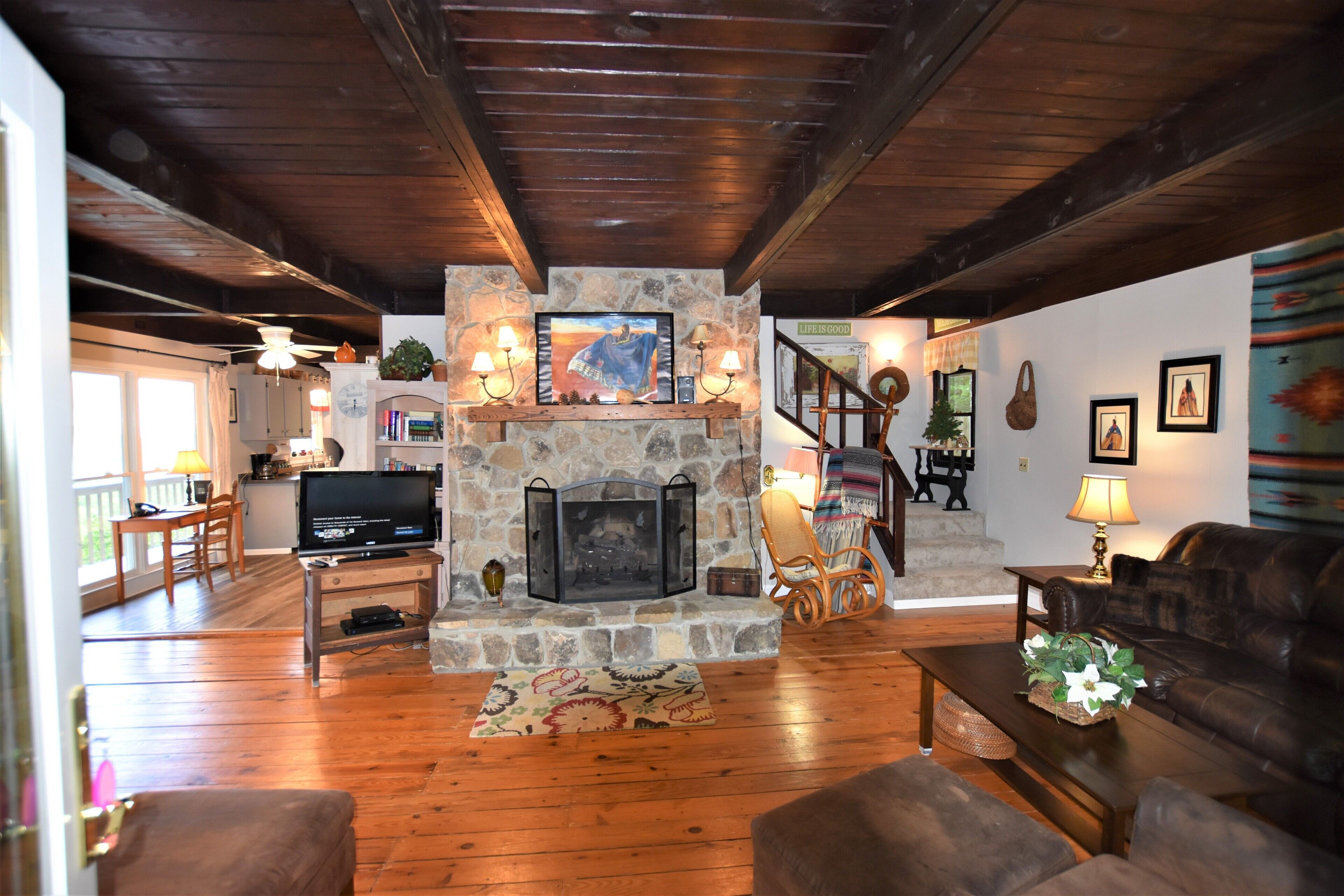 Windancer Lookout · Long Range Views!!!