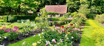 Art+bed and breakfast, short or long-term holidays