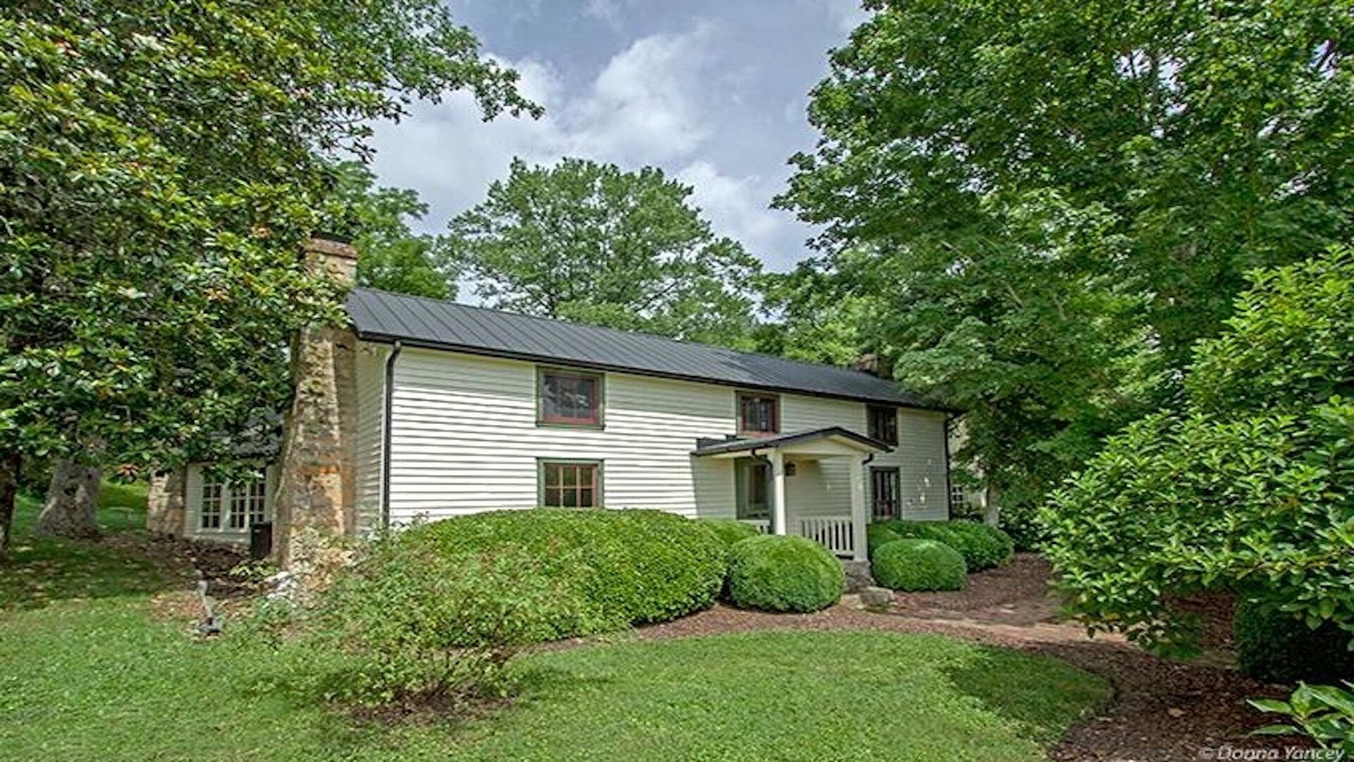 Covered Bridge Farm House