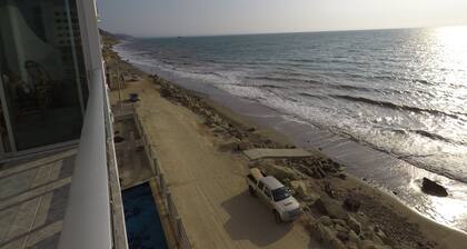 Oceanfront Condo, magnifiques couchers de soleil