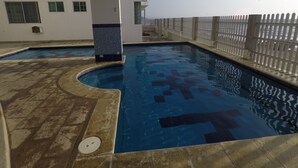 Pool - Oceanfront Condo, Gorgeous Sunsets (Crucita)