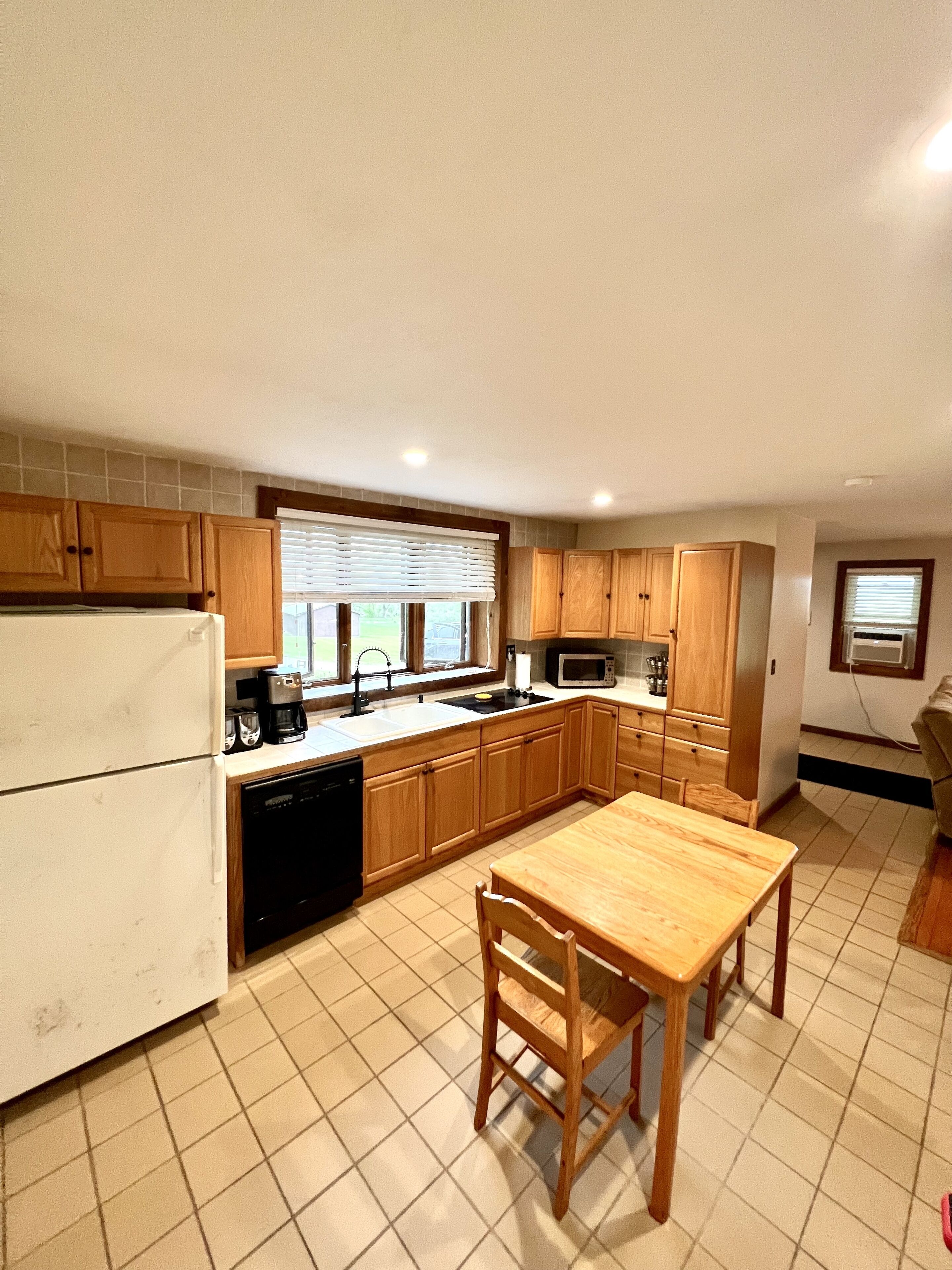 Skull Fork Creek Cottage and Hunting Lodge