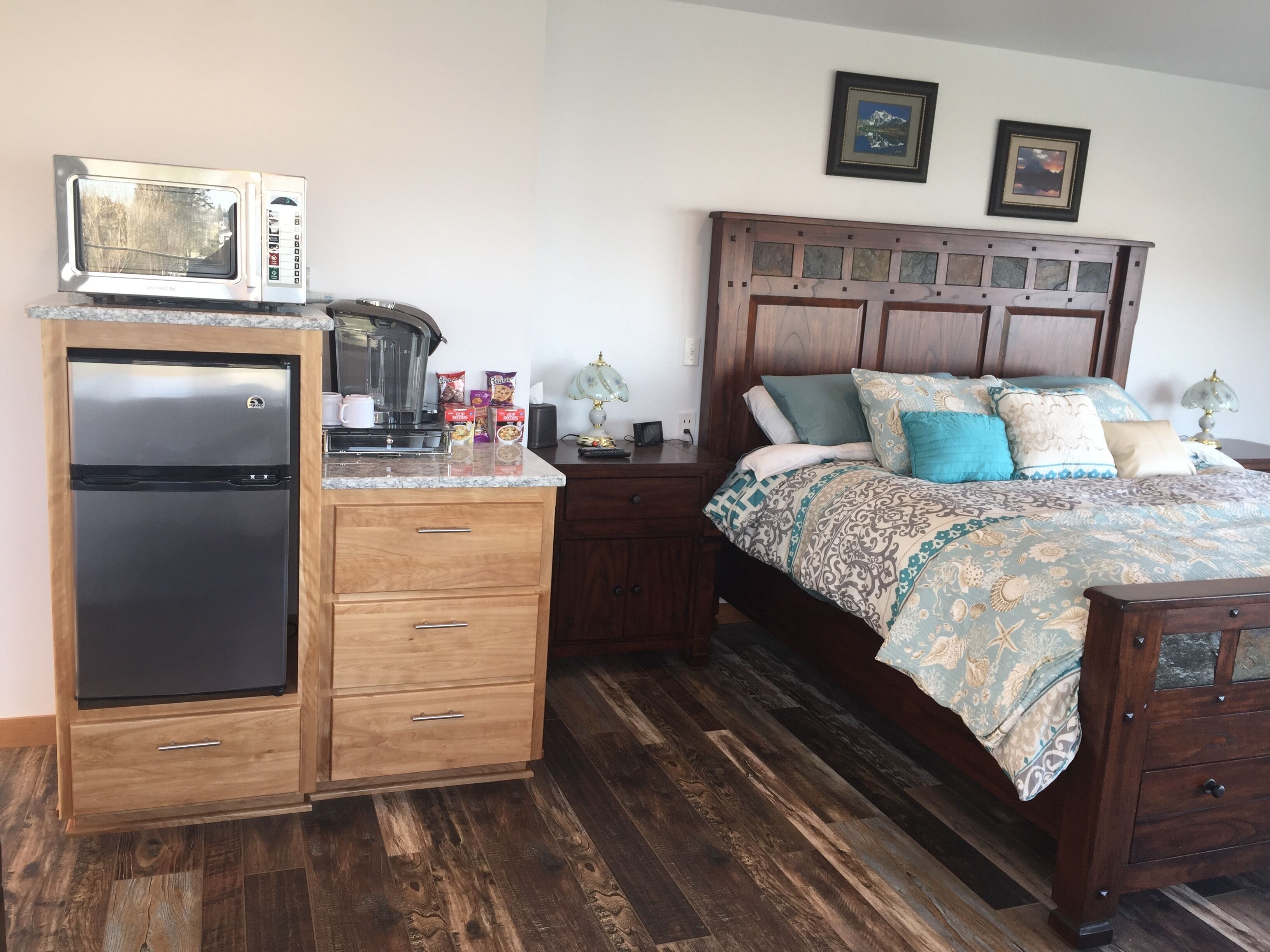 Beachfront Sunrise Room 3 @ Banana Belt Dreams