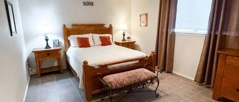 3 habitaciones, tabla de planchar con plancha y wifi gratis
