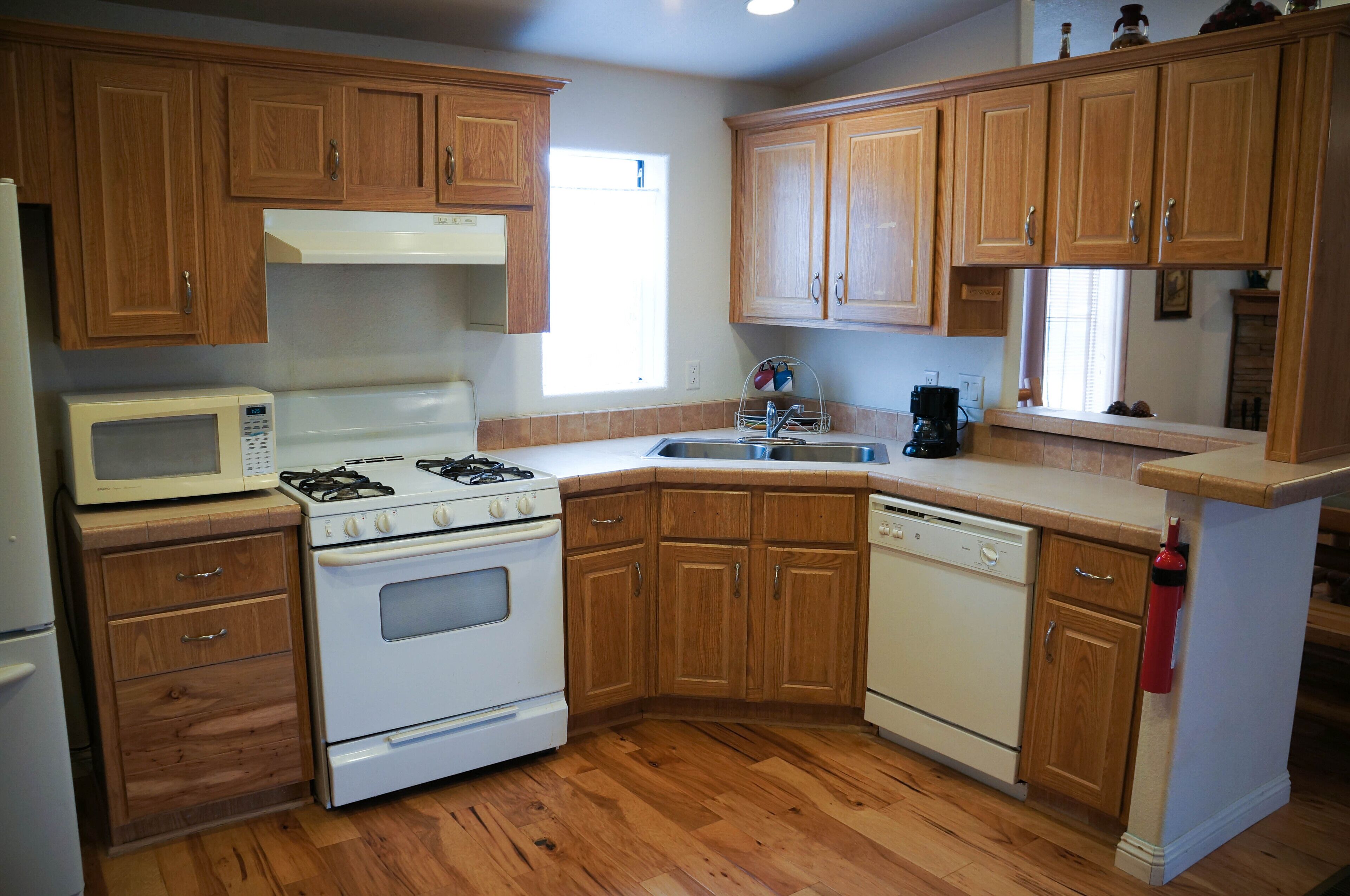 Country Club Chalet in Big Bear City, 3 bdr., 2bthr., 1500 sqft