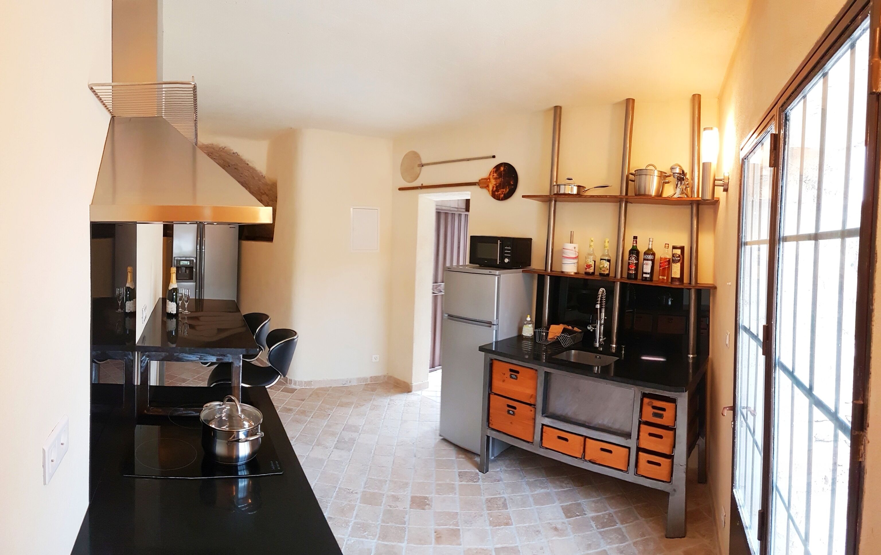 a little Paradise for two :  hidden guest house and pool in an amazing place