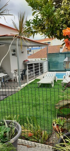 Rio ... Beaches ... Lisbon, Ideal for families with children and pets.