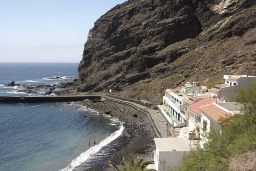 Apartment Clary in Gomera with Unique Views, Close to Beach