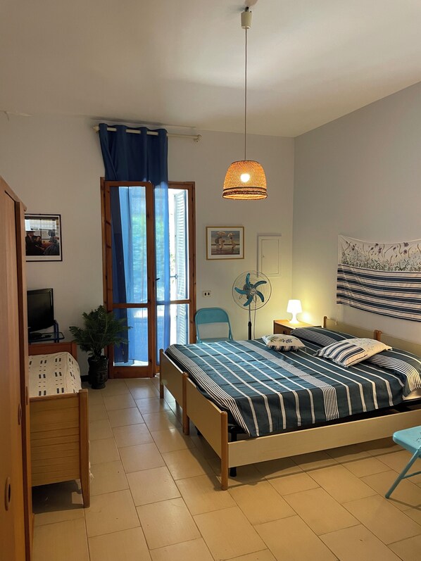 3 bedrooms, WiFi, bed sheets