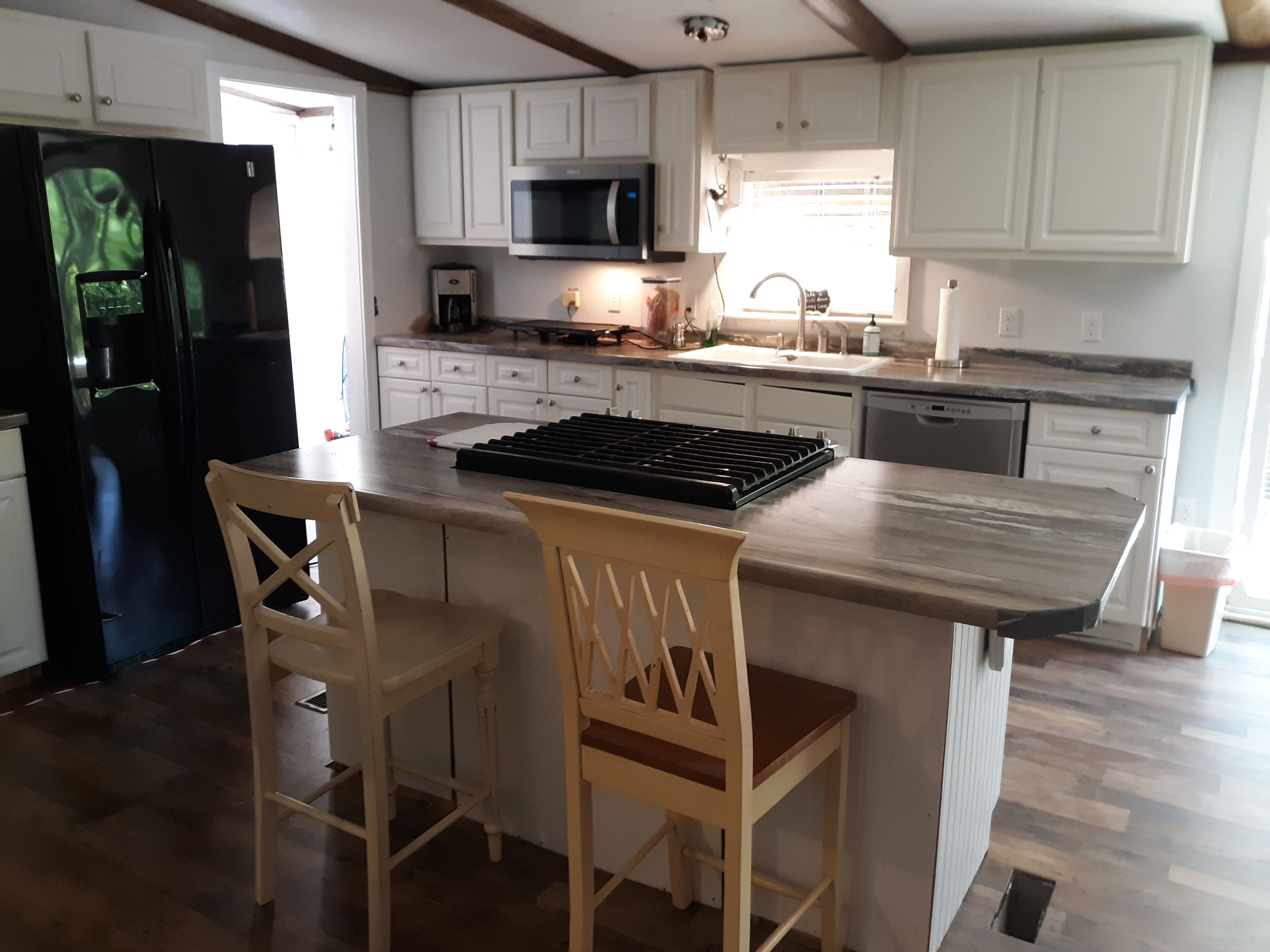 Peace and quite on Black River